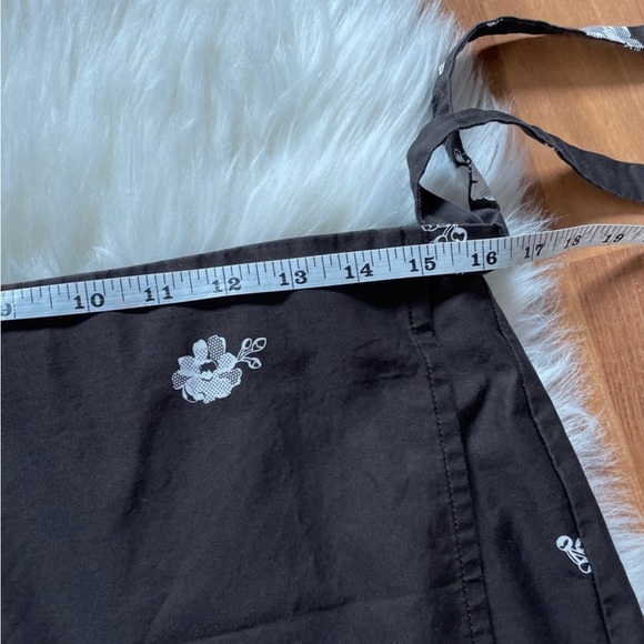 Ann Taylor Brown Floral Wrap Skirt Size 12 - Picture 6 of 7